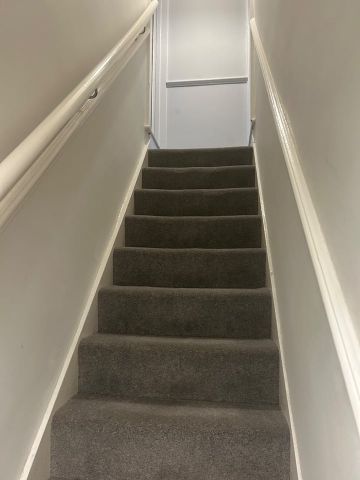 3 Bed Terraced House, Sherwood Street, RG30 - Photo 2