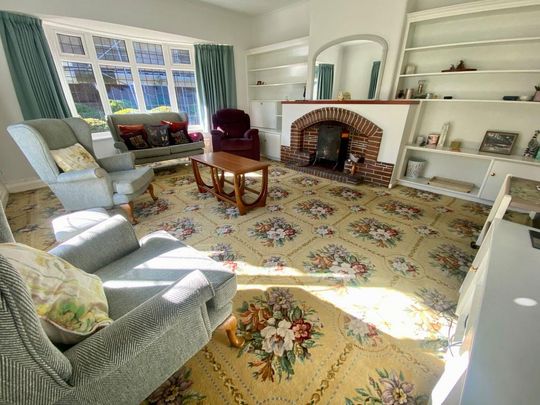 4 bedroom detached house to rent - Photo 1