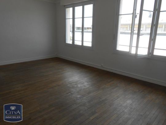 Location Appartement 4 pièces 116m² ST NAZAIRE 44600 - Photo 1