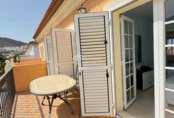 Chalet pareado · Alquiler a largo plazo ·