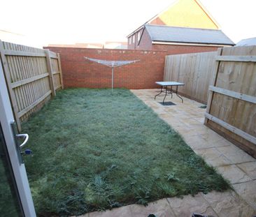 2 bed End of Terrace House for let - Photo 4