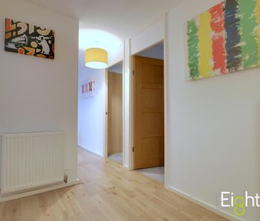 4 bedroom flat to rent - Photo 1