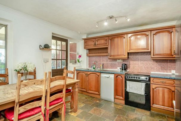 3 bedroom detached house to rent - Photo 1