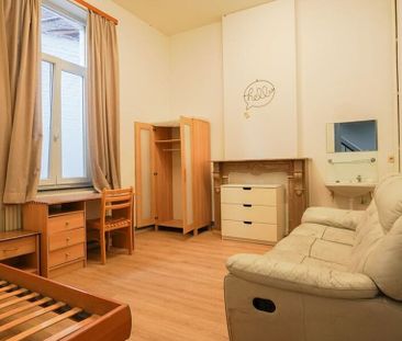 Studio met slaaphoek te huur in Namur voor € 350 met 1 slaapkamer - Photo 2