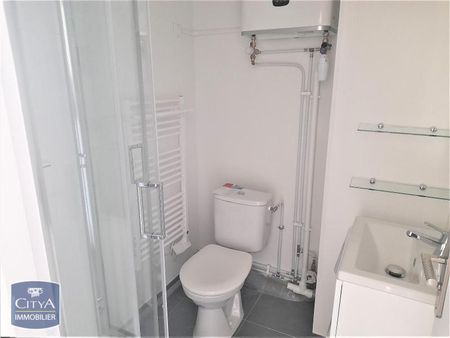 Location Appartement 2 pièces 34m² CHALON SUR SAONE 71100 - Photo 5