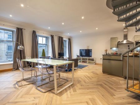 3 bedroom apartment to rent - Photo 2