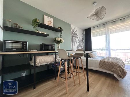 Location Appartement 1 pièce 20m² NIORT 79000 - Photo 4