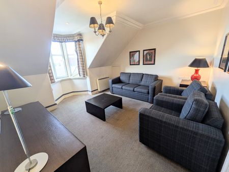 2 bedroom apartment to rent - Photo 2