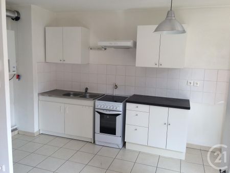 Location Appartement 3 pièces 61m² CLERMONT FERRAND 63000 - Photo 3