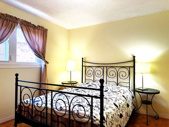 For Lease - 46 Lagani Avenue, Richmond Hill, Ontario - Photo 1