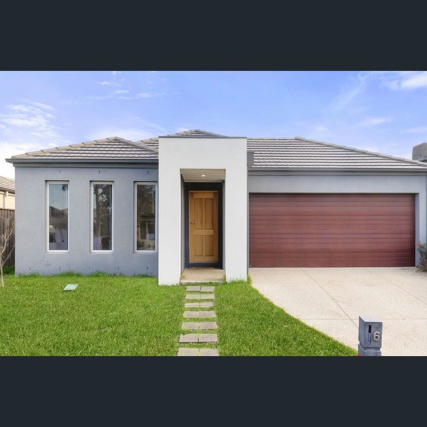 17 Stook Road, Truganina, Vic 3029 - Photo 1