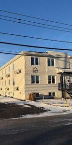 1 mois gratuit - Logement 5 1/2 demi Sous-sol - Salaberry-de-Valleyfield - Photo 3