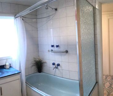 Room 6 (Non Ensuite) - Photo 6