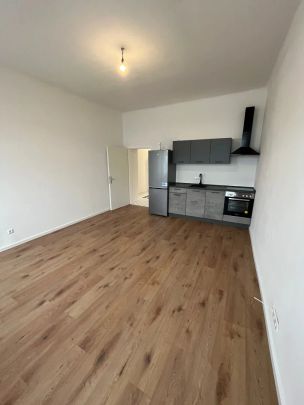 Erstbezug nach Teilsanierung: Schöne 2-Zimmer-Wohnung nächst U1-Keplerplatz - Photo 1