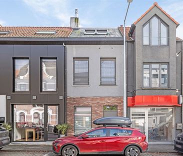 Rijwoning met 3 slpk, gezellige koer, centrum - Photo 3