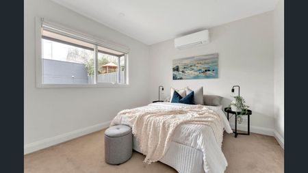 20 Henty Street, Brunswick VIC 3056 - House For Rent | Domain - Photo 4