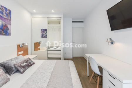 Apartamento en alquiler en Avenida de Ramón y Cajal, cerca de Calle de Colón - Photo 3
