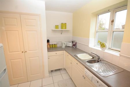 1 bedroom apartment to rent - Photo 5