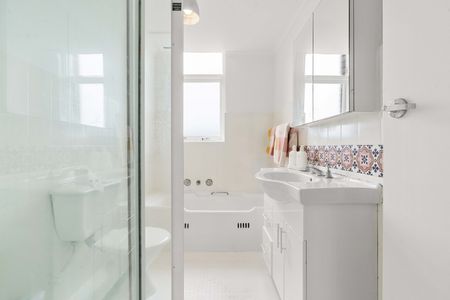4/25B Roscoe Street, Bondi Beach NSW 2026 - Apartment For Rent | Domain - Photo 4