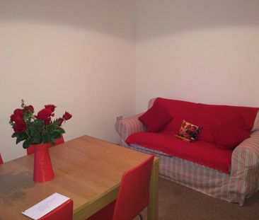 Burnt Oak Terrace - Photo 1