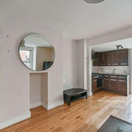 Gilbey Road, Tooting Broadway, SW17 - Photo 1