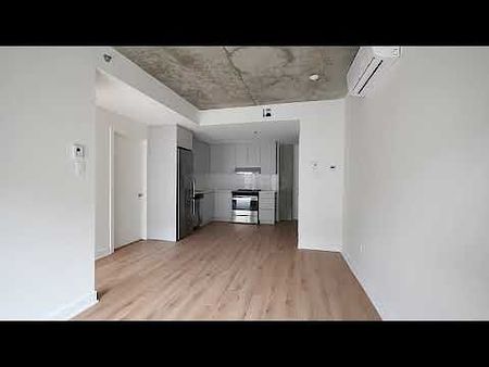 Nuberri Rental Apartments in Ville-Marie, Quartier Latin and Quartier des spectacles - Photo 4