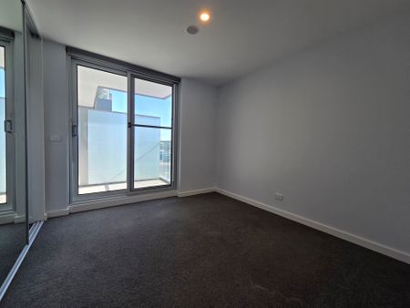 Stylish Apartments in Prime Location - Photo 3