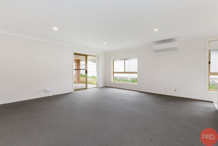 14 Vulture Street, Ellalong NSW 2325 - House For Rent | Domain - Photo 5