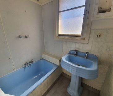 6 MONTH LEASE ONLY! - Photo 4