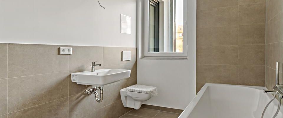 Modernes Wohnen im Neubau – stilvolle 3-Raum-Wohnungen mit zwei Balkonen - Foto 1