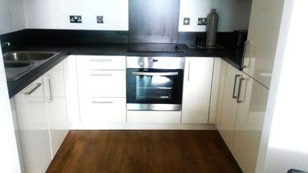 1 bedroom flat to rent - Photo 3