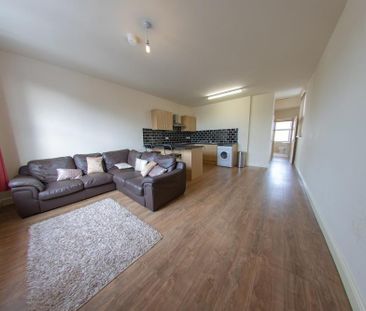 5 bedroom house to rent - Photo 3