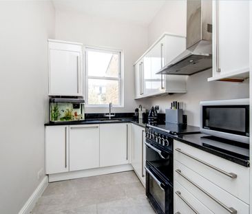 Munster Road, London, SW6 - Photo 3