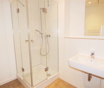 Tolle 5 Zi-Maisonette Whg. mit Balkon und DG-Terrasse, TG-Stellplatz! - Photo 3