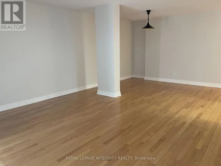 1006 - 71 SOMERSET STREET W - Photo 4