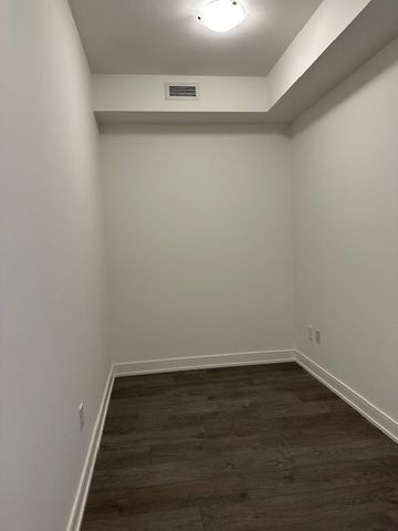 For Lease - 715 Davis Drive Unit# 702, Newmarket, Ontario - Photo 4