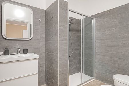 Via Luciano Manara, Milan, Lombardy 20122 - Photo 3