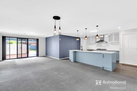 14 Buffalo Crescent, 3024, Manor Lakes Vic - Photo 3