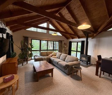 Serene country homestead - Photo 2