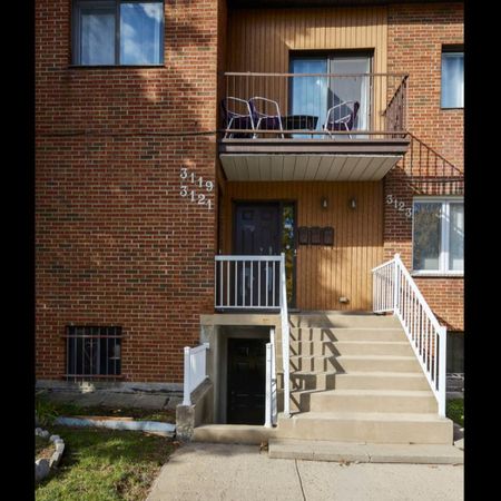 3½ à louer–Chomedey, Laval – Rénové-Meublé-Stationnement Inclus - Photo 3