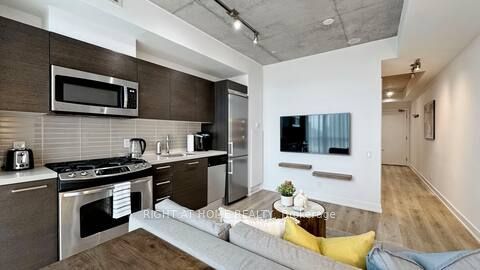 King East Lofts - Photo 1