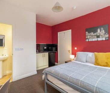Studio to rent - Photo 2