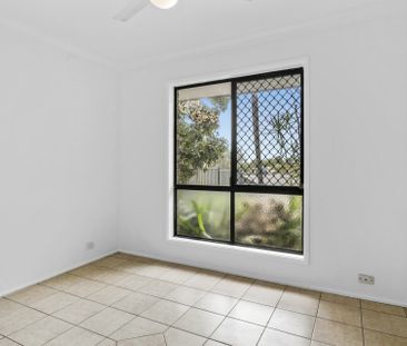 FOUR BEDROOM ONE BATHROOM HOME IN PRIME LOCATION - Photo 6