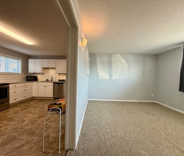Immaculate 3 Bdrm Suite in Rutland - Photo 1