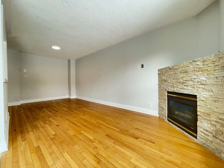 For Lease - 3952 Freeman Terrace Unit# Upper, Mississauga, Ontario - Photo 2