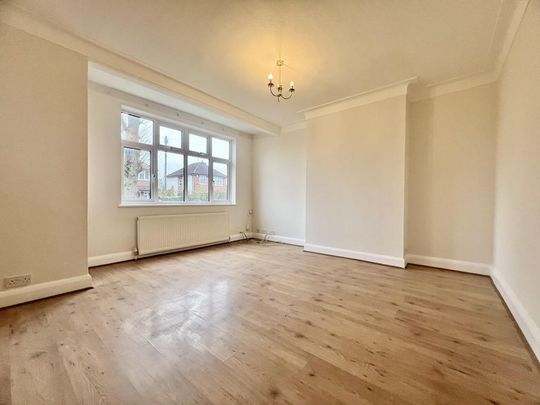 4 bedroom semi-detached house to rent - Photo 1