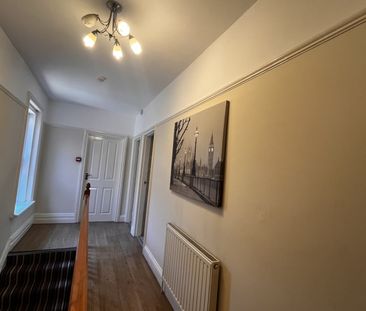 Ashley Road, Poole, Dorset, BH14 - Photo 6