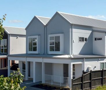 Karaka - 4 Bedrooms with 2.5 Bathrooms - Photo 1