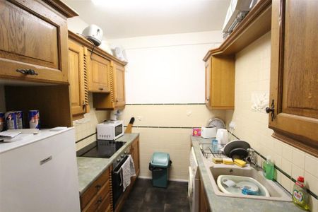 1 bedroom flat to rent - Photo 4