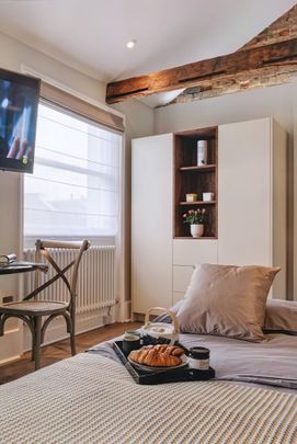 Studio to rent - Photo 1